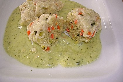 Gemüsenockerl mit Kräutersauce 7