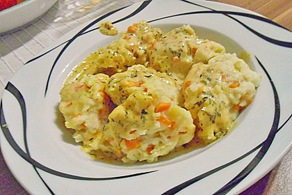 Gemüsenockerl mit Kräutersauce 5