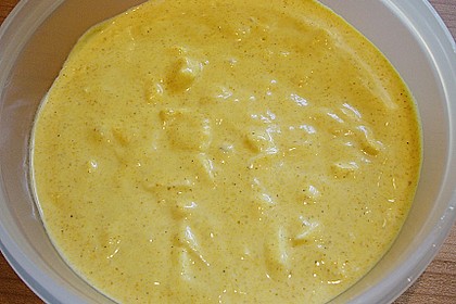 Currysauce mit Ei und Honig