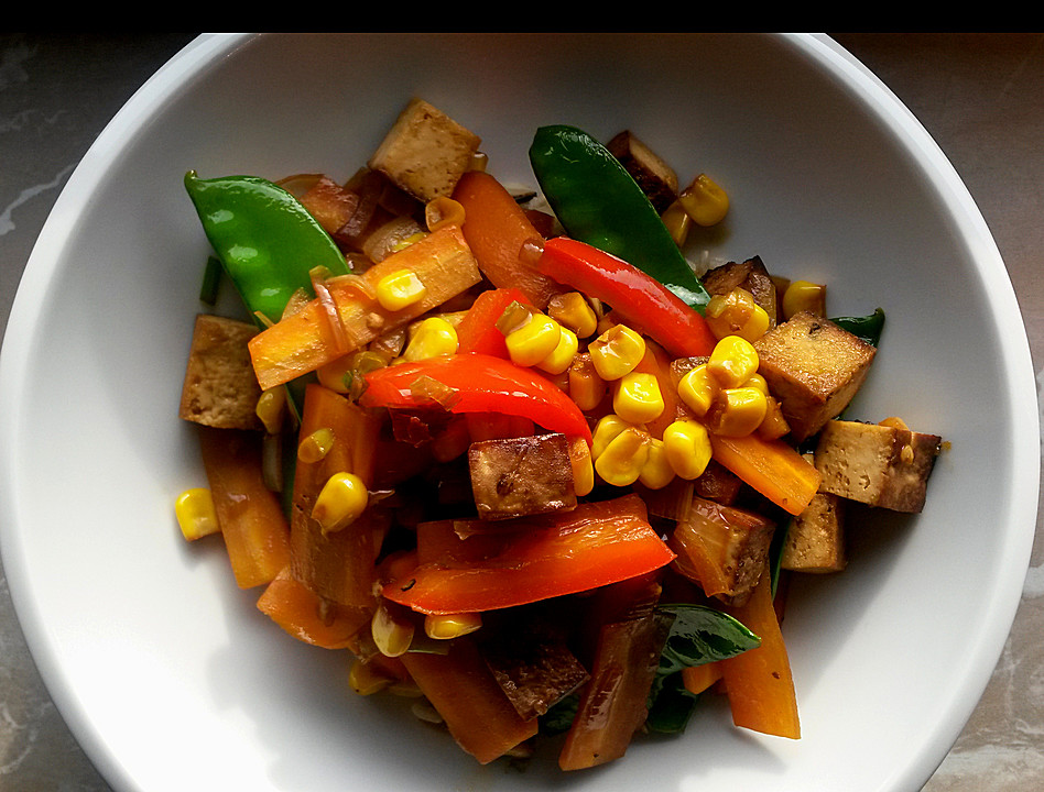 Asiatisches Wok-Gemüse mit Tofu (Rezept mit Bild) | Chefkoch.de