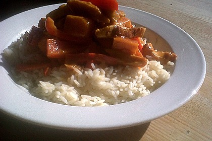 H&auml;hnchencurry mit S&uuml;&szlig;kartoffeln 1