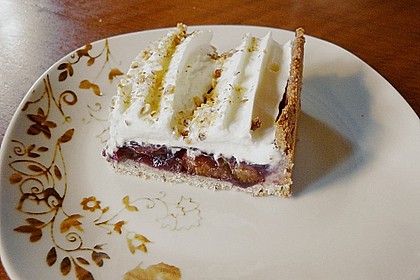 Beschwipster Zwetschgenkuchen mit Sahnehaube 6