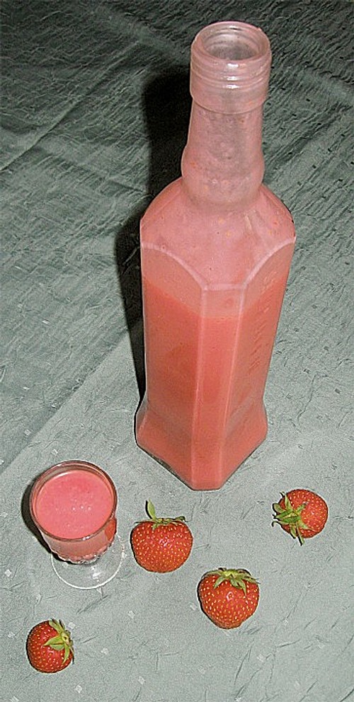 Erdbeer - Sahne - Likör (Rezept mit Bild) von 30958 | Chefkoch.de