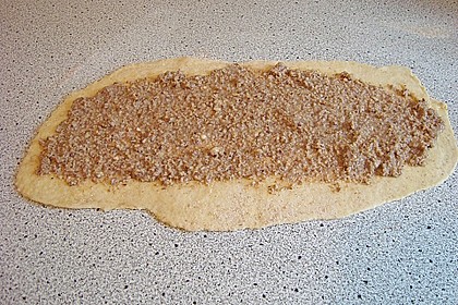 Schneckennudeln mit Nussf&uuml;llung 7