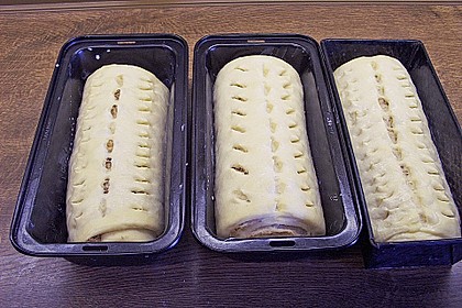 Schneckennudeln mit Nussf&uuml;llung 17