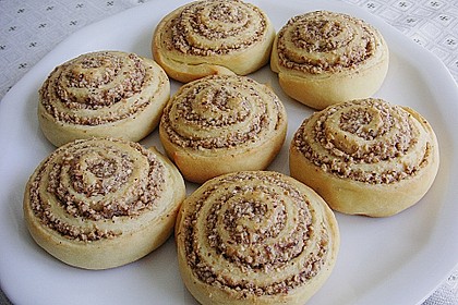 Schneckennudeln mit Nussf&uuml;llung 26