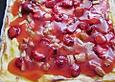 Erdbeerblechkuchen mit Butterkeksen