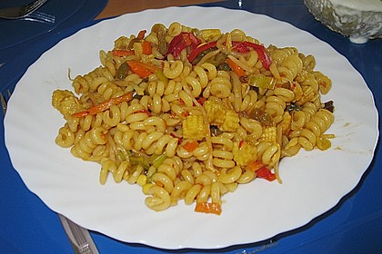 Asiatische Nudelpfanne 1