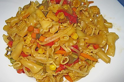Asiatische Nudelpfanne 4