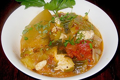 Steckr&uuml;bentopf mit Putenfleisch
