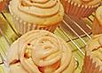 Pfirsich - Mandel - Muffins mit Zimtglasur