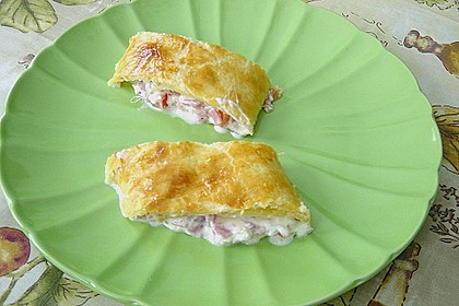 Schinken - Tomaten - Mozzarella - Strudel 26