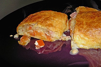 Schinken - Tomaten - Mozzarella - Strudel 15