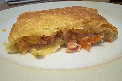 Schinken - Tomaten - Mozzarella - Strudel 13