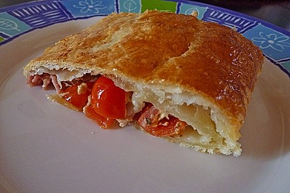 Schinken - Tomaten - Mozzarella - Strudel 12