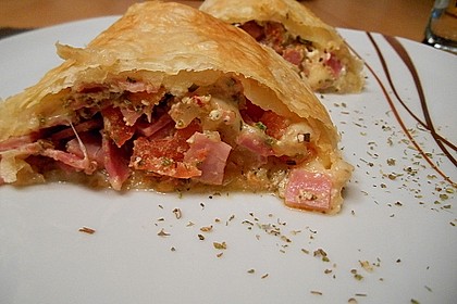 Schinken - Tomaten - Mozzarella - Strudel 1