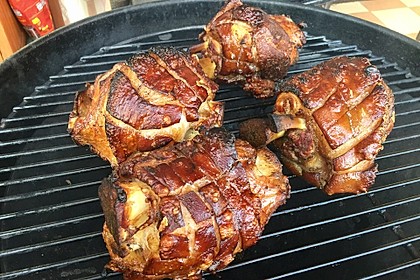 Knusprig gebratene Schweinshaxen 25