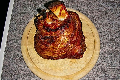 Knusprig gebratene Schweinshaxen 29