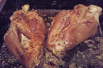 Knusprig gebratene Schweinshaxen 53