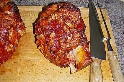 Knusprig gebratene Schweinshaxen 6