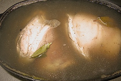 Knusprig gebratene Schweinshaxen 68