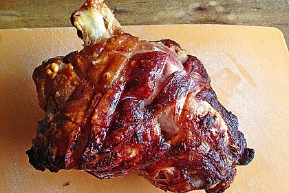 Knusprig gebratene Schweinshaxen 1