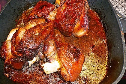 Knusprig gebratene Schweinshaxen 42