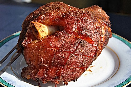 Knusprig gebratene Schweinshaxen 5