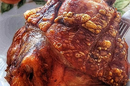 Knusprig gebratene Schweinshaxen 11