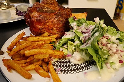 Knusprig gebratene Schweinshaxen 20