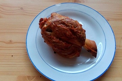 Knusprig gebratene Schweinshaxen 61