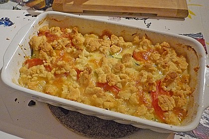 Zucchini - Tomaten - Auflauf mit Streusel 3