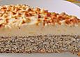 Illes super schneller Mohnkuchen ohne Boden mit Paradiescreme und Haselnusskrokant