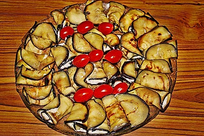 Antipasti &agrave; la Jasmin Auberginen - R&ouml;llchen 3