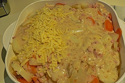 Kartoffel - Kohlrabi - Auflauf mit gekochtem Schinken 7