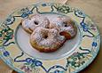 Apfel in Bierteig mit Zimtso&szlig;e