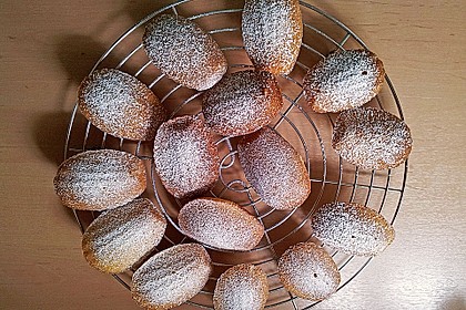Original Madeleines 16