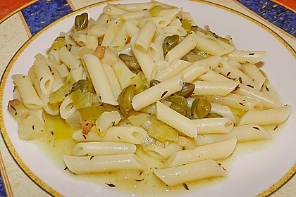 Pasta mit Speck - Kapern - So&szlig;e