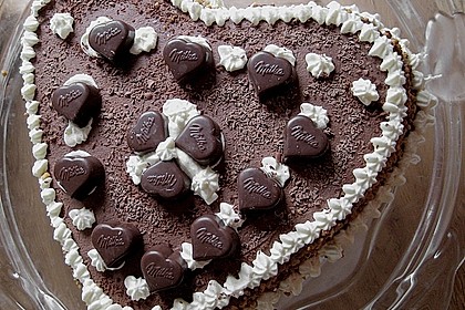 Milka - Herzen - Torte 15