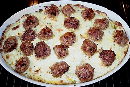 Kartoffelauflauf mit Lauch, Hackb&auml;llchen und Gorgonzola 3