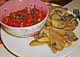 Austernpilze mit Tomatensalat