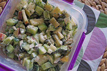Gurkensalat mit Apfel 7