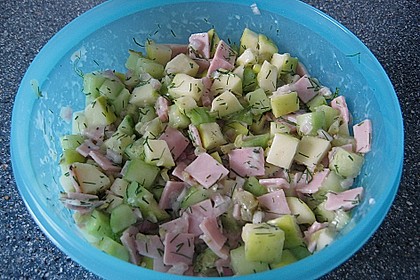 Gurkensalat mit Apfel 4
