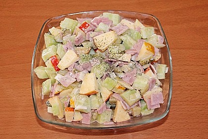 Gurkensalat mit Apfel 8