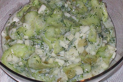 Gurkensalat mit Apfel 11