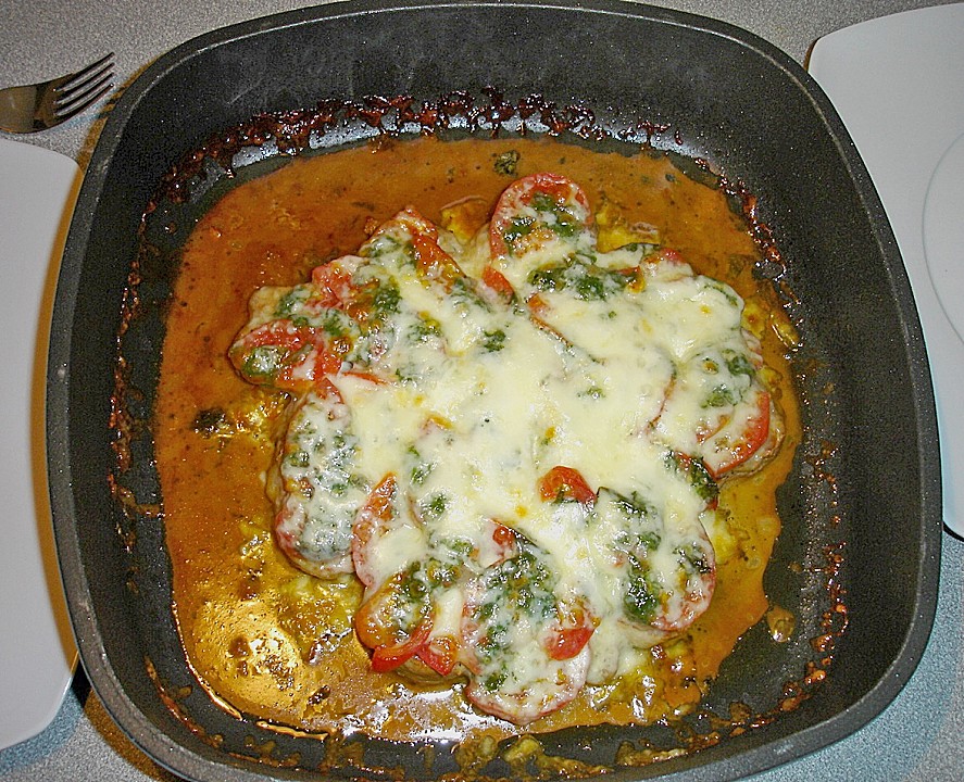 Schweinefilet mit Tomaten und Mozzarella überbacken (Rezept mit Bild ...