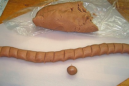 Gebackene Marzipankartoffeln 43