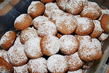 Gebackene Marzipankartoffeln 25