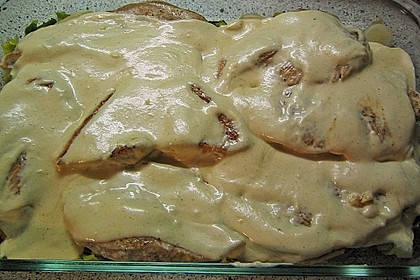 &Uuml;berbackene Putenschnitzel  auf Porreegem&uuml;se 3