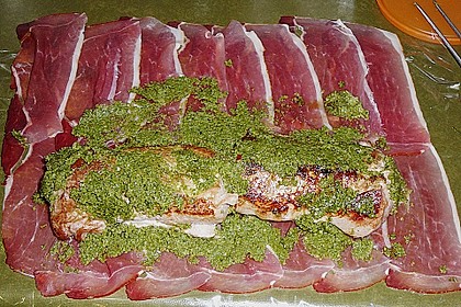 Filet mit Pesto, im Bl&auml;tterteigmantel 24